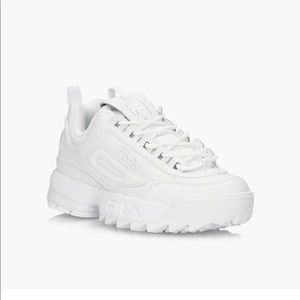 All-white WMNS 7 Fila Disruptor like-new condition